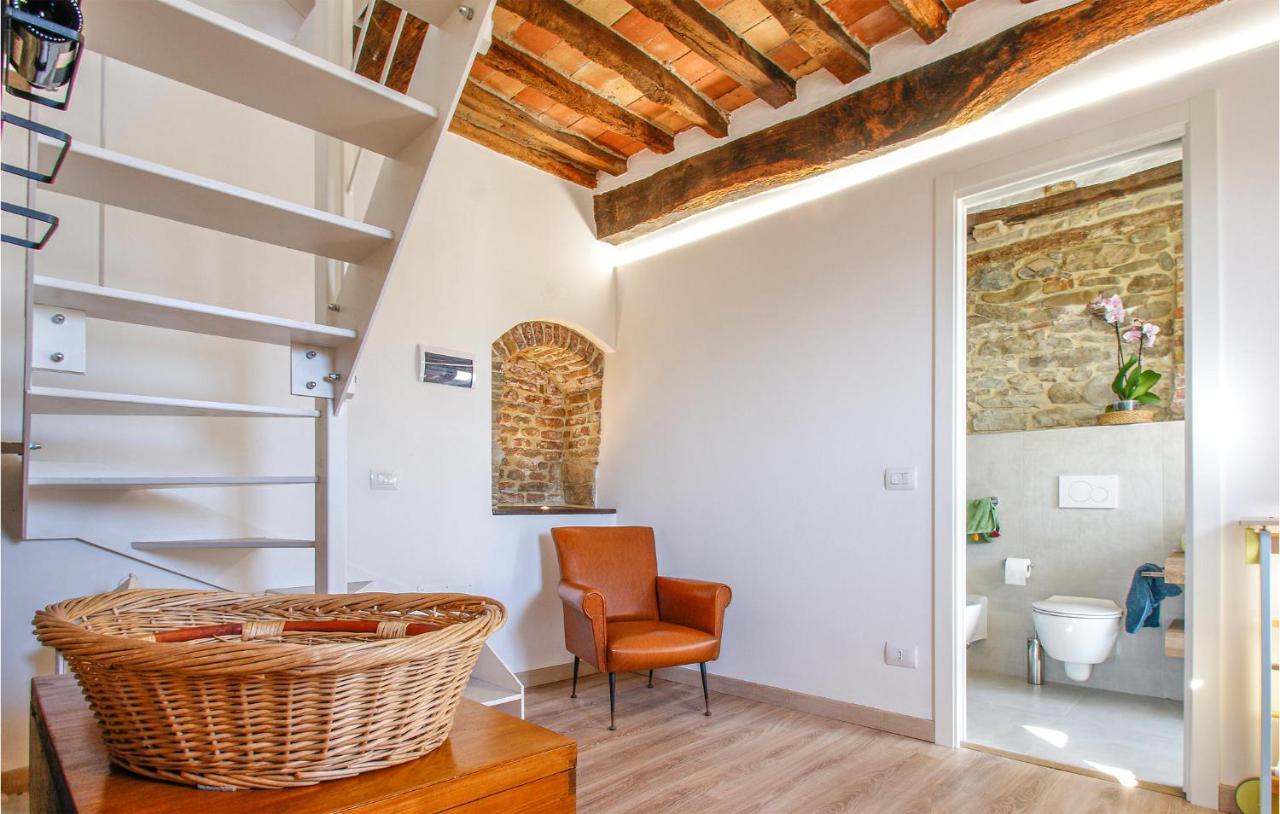 Amazing Home In Belvedere Fogliense With Kitchen Екстериор снимка